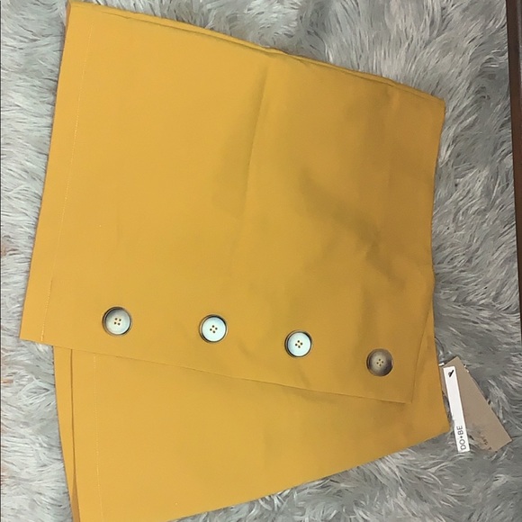 Mini Skirt - Picture 1 of 1